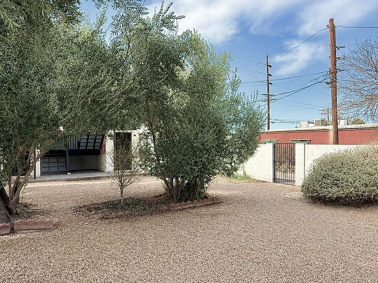 **Half a months rent off** Act now! — Photo 13