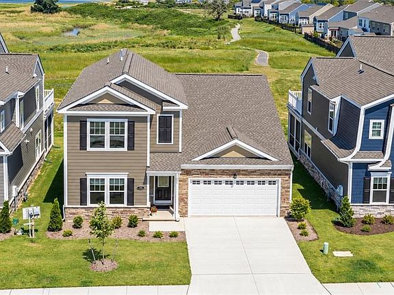2nd image of 104 Getty Rd