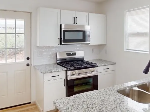 2405 Holly Ave #C, Alamogordo, NM 88310