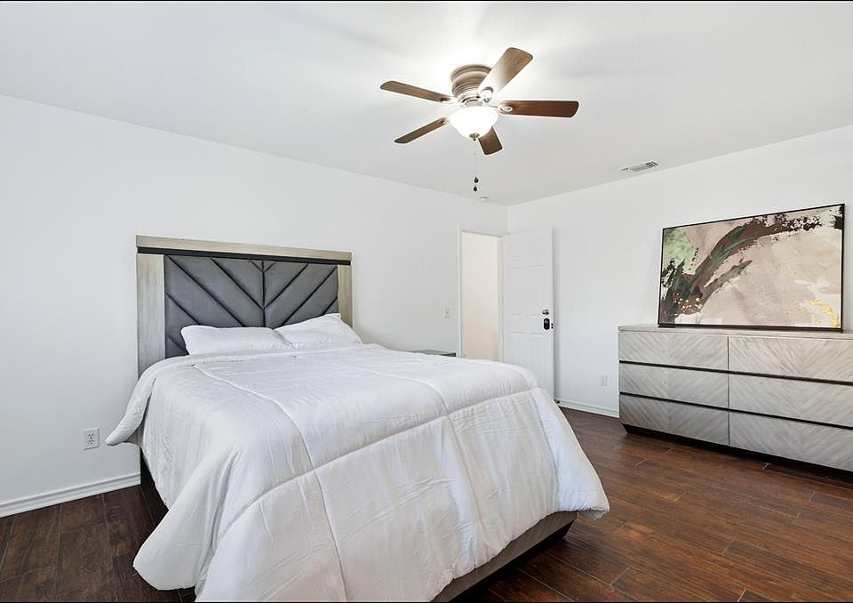 1st image of 1507 River Hill Dr #1507