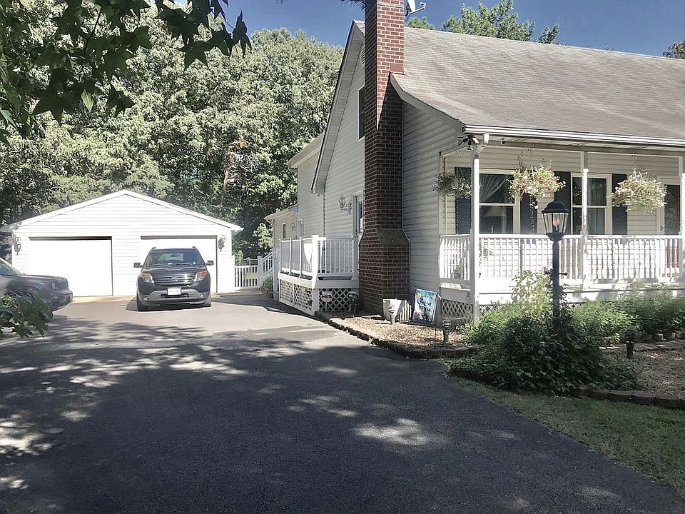 1st image of 48127 Peachtree Way