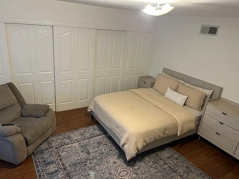 10750 Amigo Ave — Photo 5