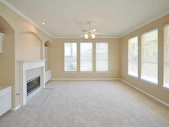 5th image of 2329 Messina Dr