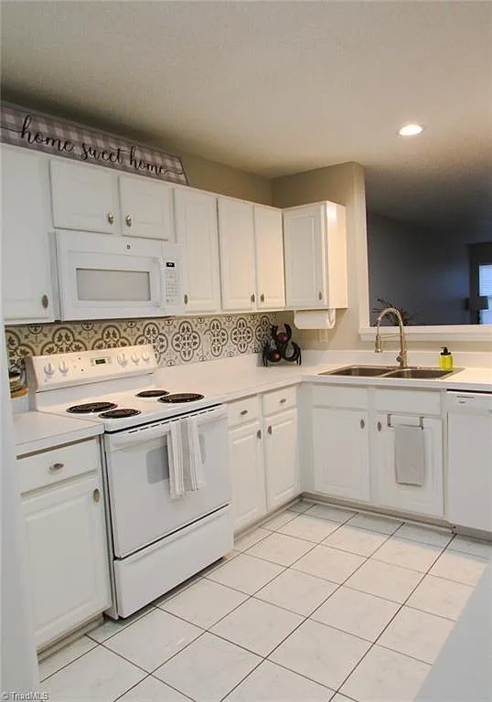 2 bed, 2.5 bath, 1128 sqft, $1,500 — Photo 3