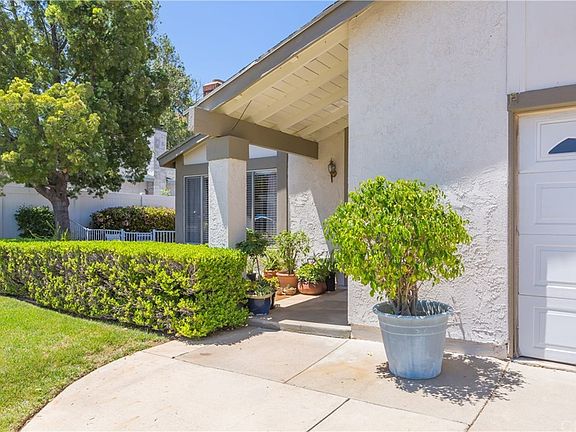 4th image of 2406 Mesquite Ln