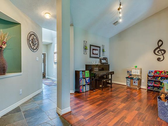 5th image of 4814 Elkmont Ct