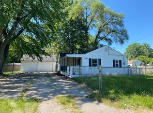 4045 Larchmont St, Flint, MI 48532