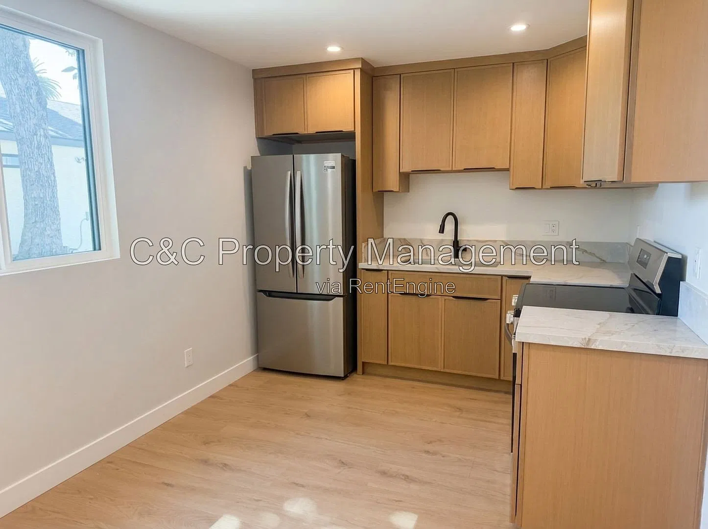 1 bed, 1.0 bath, $2,100 — Photo 2