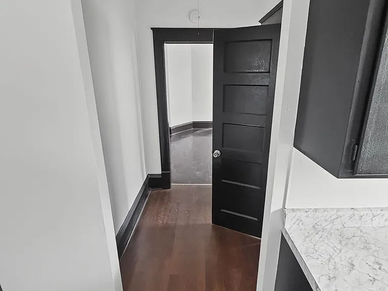 521 N Lott Blvd — Photo 7