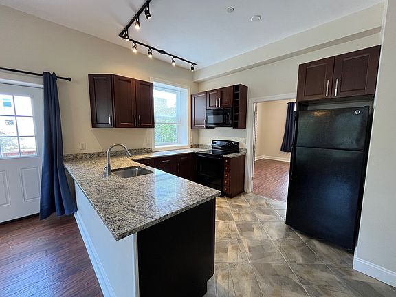 2nd image of 5519 Baum Blvd #6