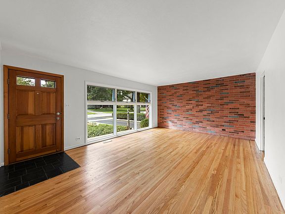 2nd image of 137 N Richard Ave