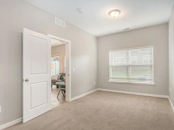 5th image of 1306 Trail Dr NW
