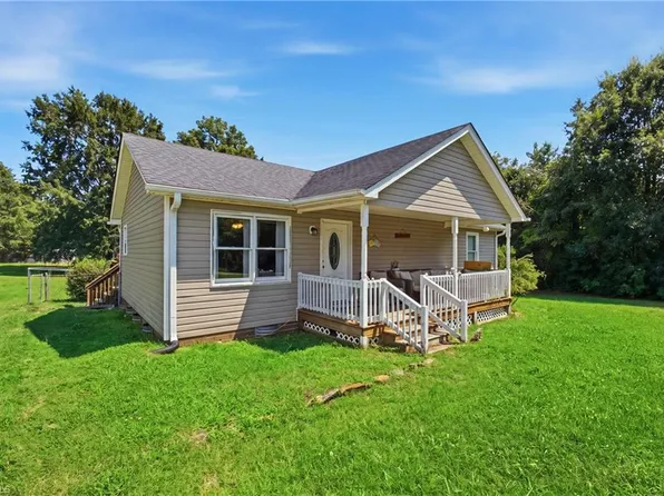 2843 Holyfield Rd, Elon, NC 27244