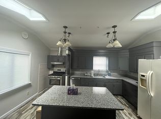 56 Blossom St, Lowell, MA 01852