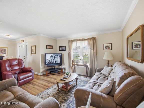 5th image of 251 Carrithers Ln