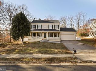 17570 Wayside Dr, Dumfries, VA 22026