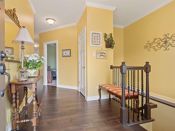 4th image of 9130 W 107th Pl