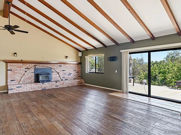 4th image of 29573 Miller Rd