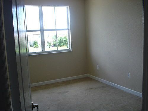 4th image of 11223 NW 75th Ln