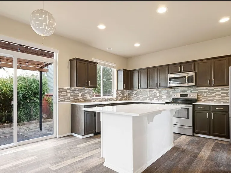 6887 41st St E — Photo 14