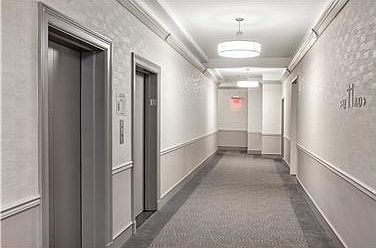 2nd image of 3 Hanover Sq Frnt 9