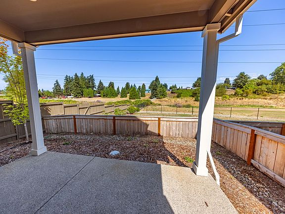 2nd image of 6016 NE 64th St