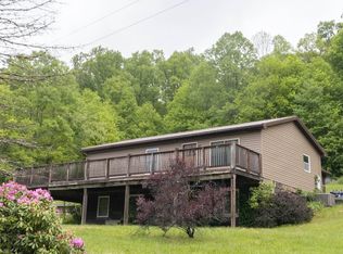 1530 Mud Lick Rd, Buckhannon, WV 26201