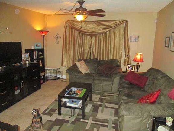 4th image of 4124 NW 88th Ave APT 107