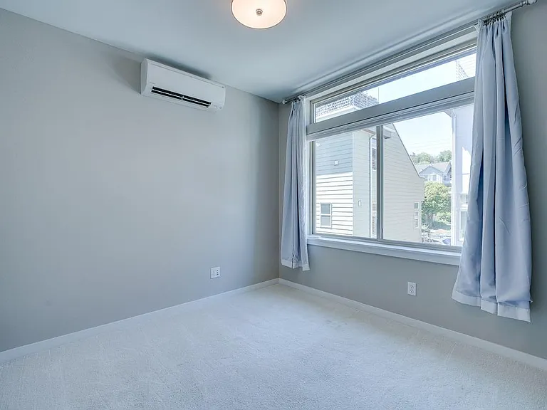 3835 Gilman Ave W — Photo 20