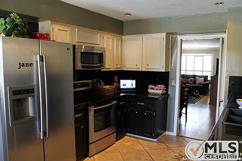 3rd image of 7926 Broadway St APT 504