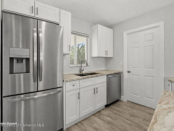 2nd image of 4030 Ligonier Rd