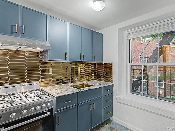 5th image of 270 Bronxville Road #B3