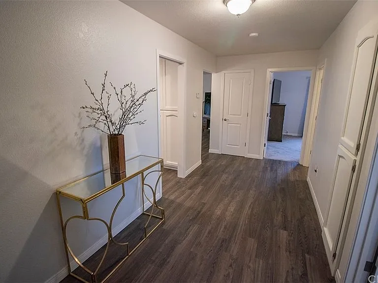 Entry way