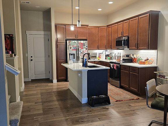 4th image of 8482 Cromwell Dr #3