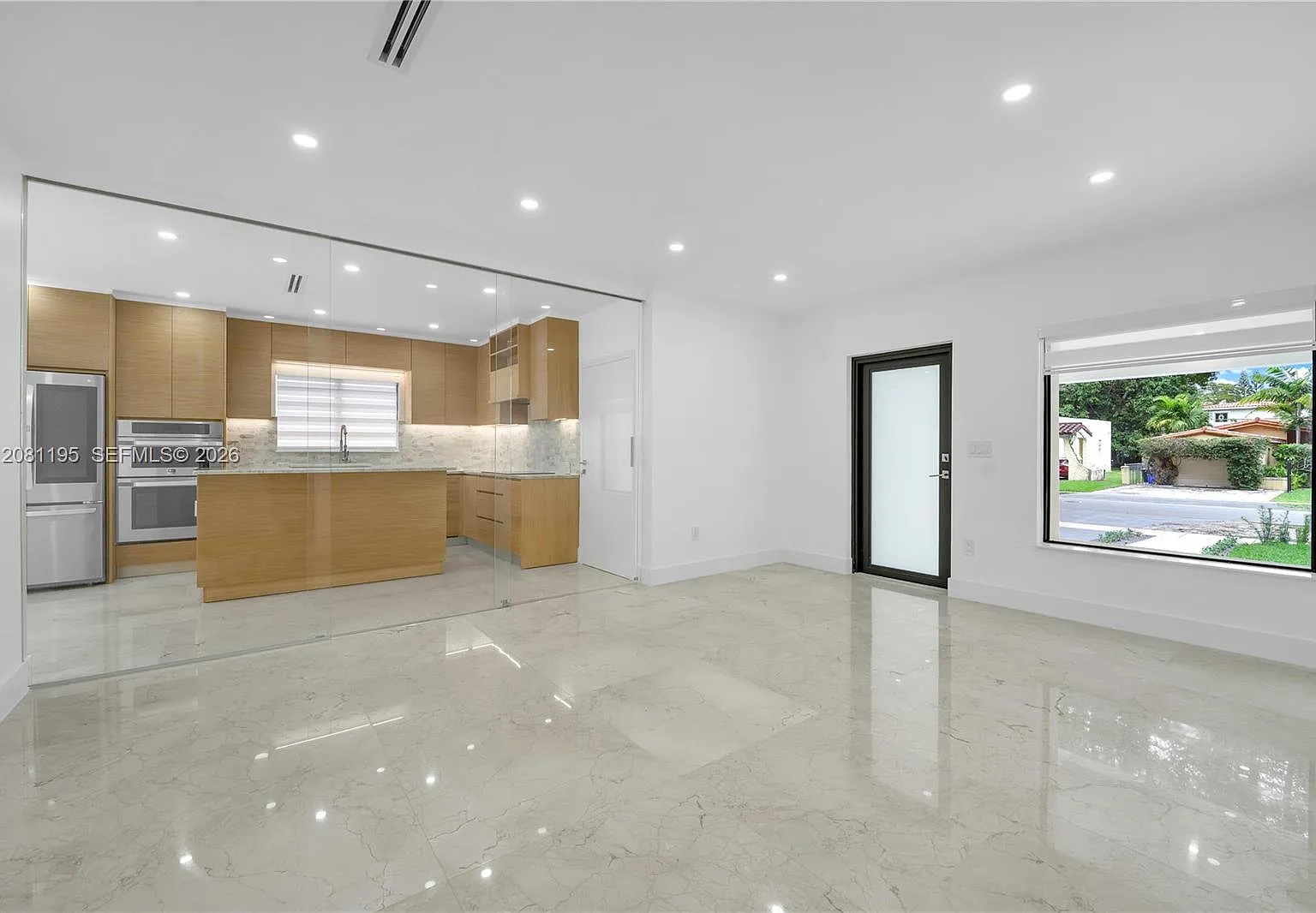728 Majorca Ave #728 — Photo 4