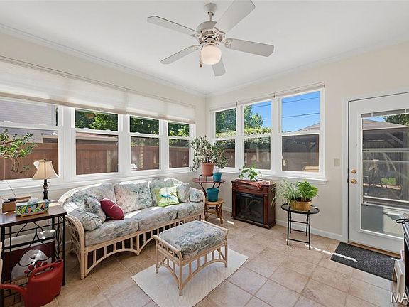 4th image of 3281 Principia Ave
