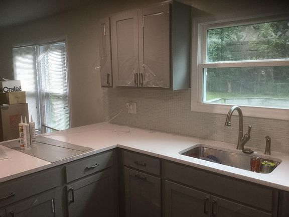 4th image of 7105 Shield Ct