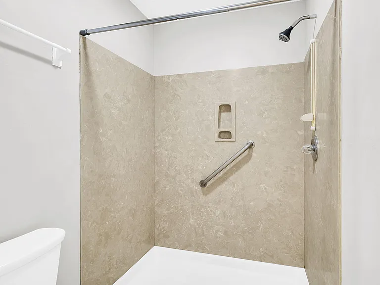 3930 Balsam Dr — Photo 21