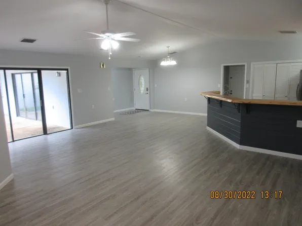 320 W Fort Morgan Rd, Gulf Shores, AL 36542