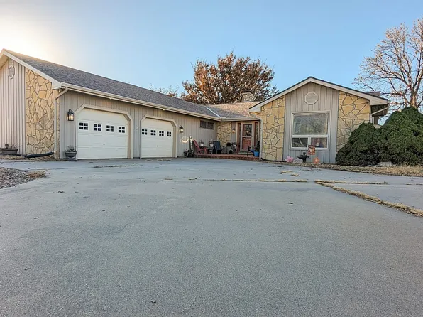 803 Mohawk St, New Strawn, KS 66839