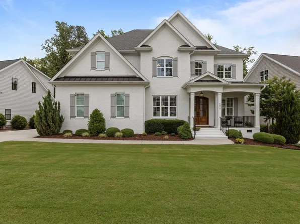 2077 Amalfi Pl, Apex, NC 27502
