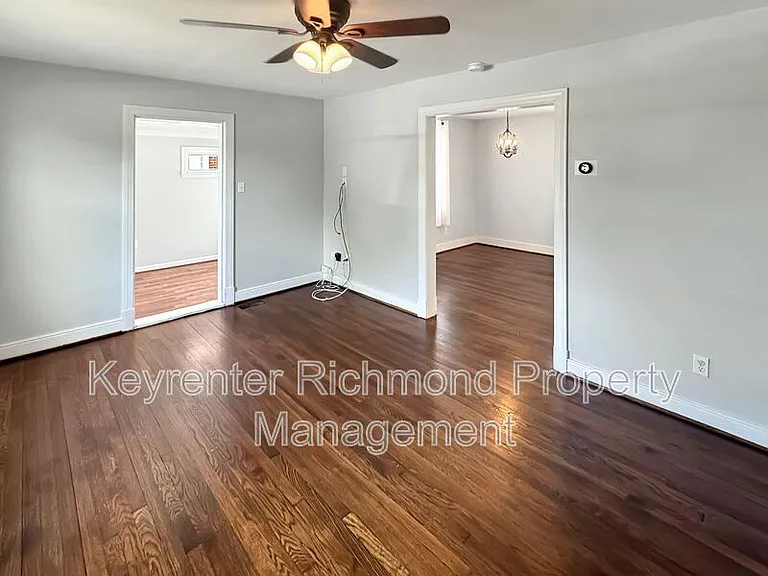 2127 New Berne Rd — Photo 2