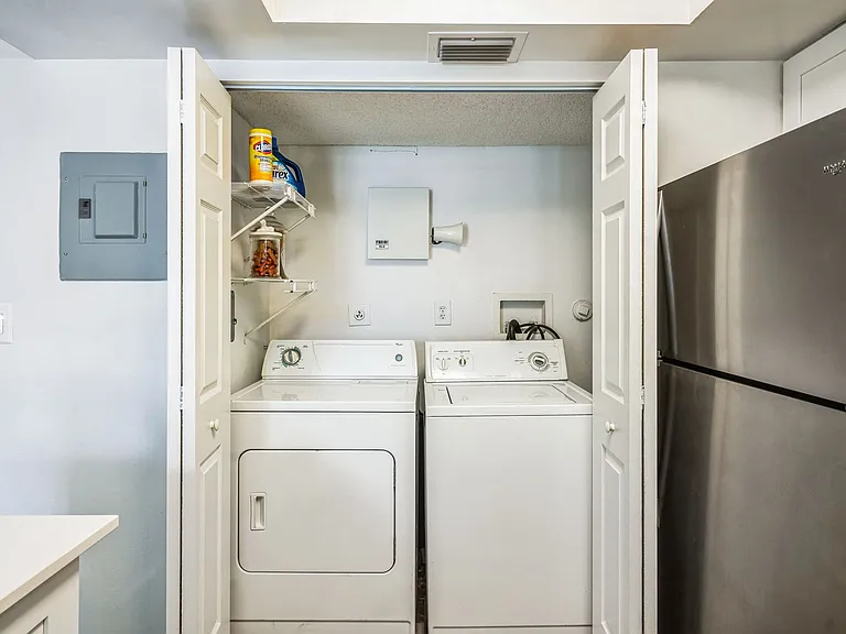 Boca Colony — Photo 18