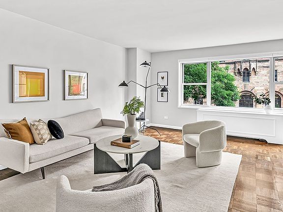 2nd image of 130 E 63rd St APT 3E
