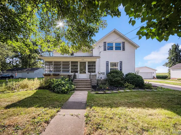 433 N Monroe St, Blissfield, MI 49228