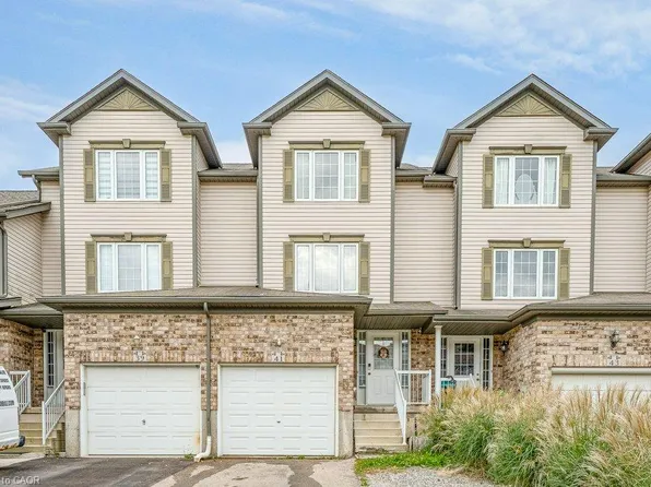 41 Madeleine St, Kitchener, ON N2R 1V4