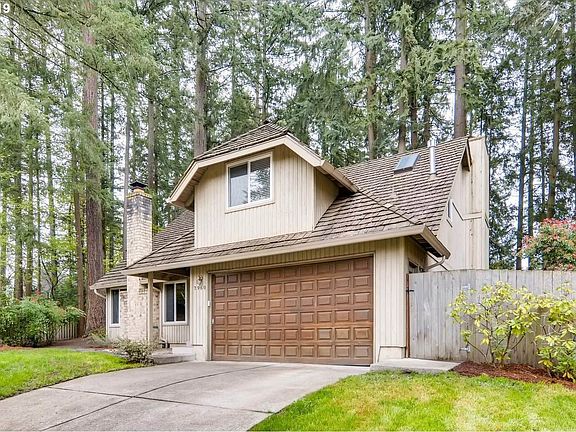 3rd image of 7960 SW Carol Glen Pl