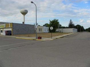 100 N Main St, Sherburn, MN 56171