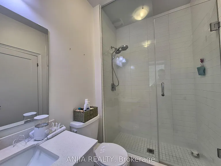 50 Meadow Vista Cres #UPPER — Photo 46