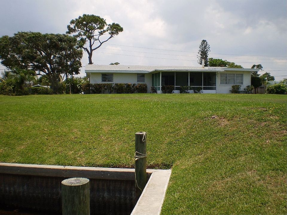From boat slip looking to back of house